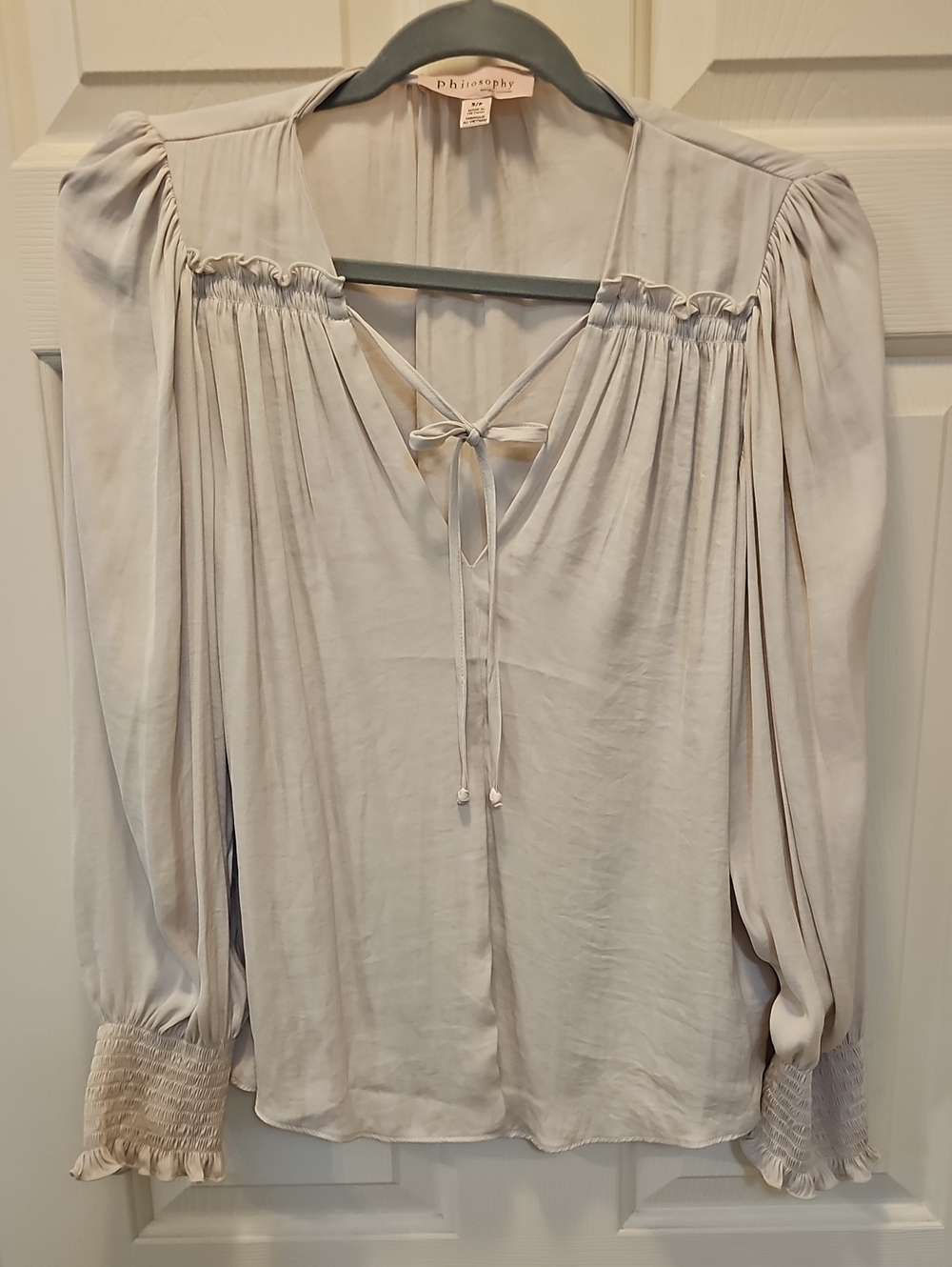 NWOT size S Philosophy cream pheasant style blouse with adjustable tie neckline
